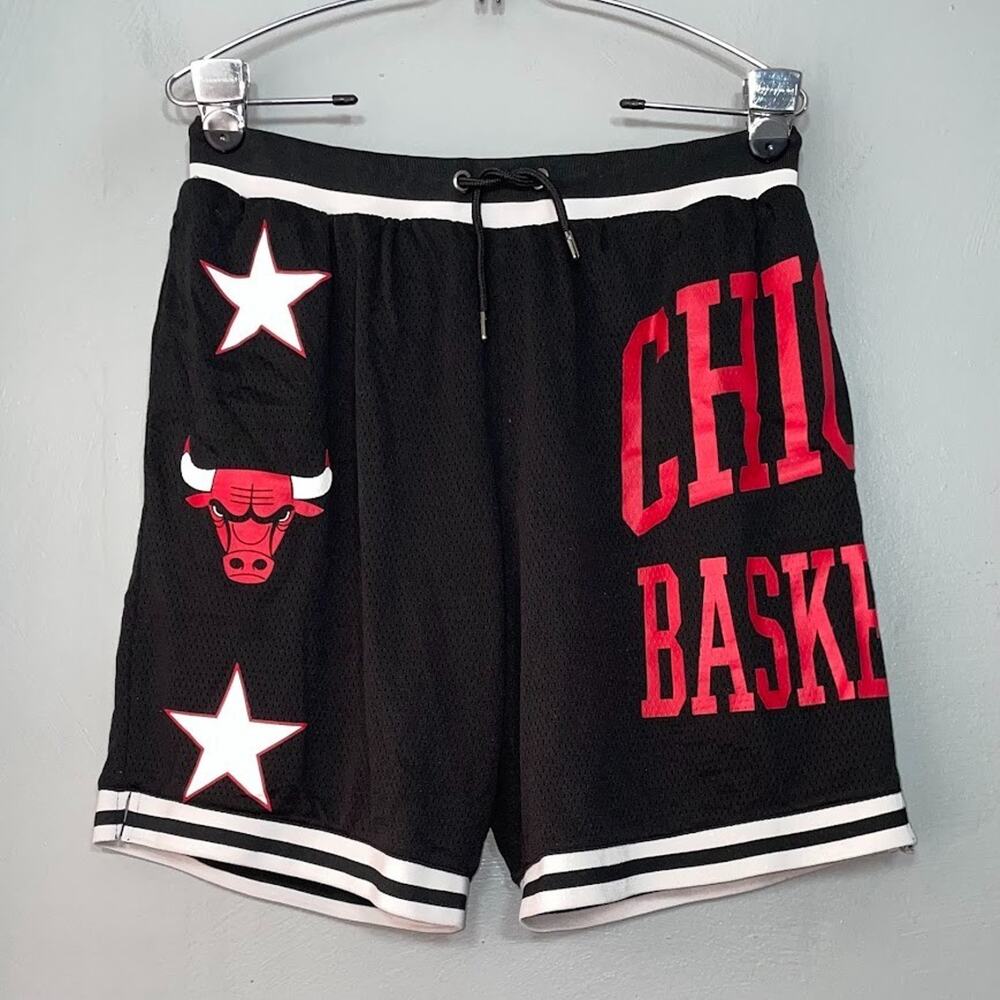 Ultra Game Chicago Bulls Shorts Size Medium Black Mesh Basketball Athletic